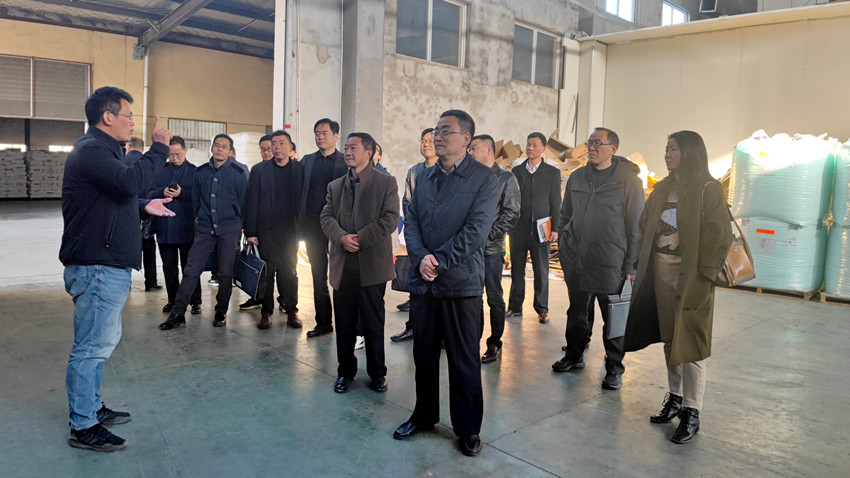 市人大常委會開展2021年環境狀況和環境保護目標完成情況專題調研.jpg