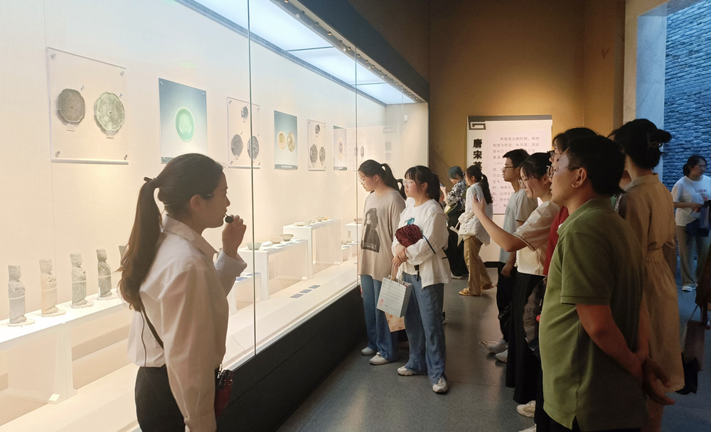 “與人才同行，遇見(jiàn)最美文都”——桐城市首屆人才嘉年華之人文體驗(yàn)行活動(dòng).jpg