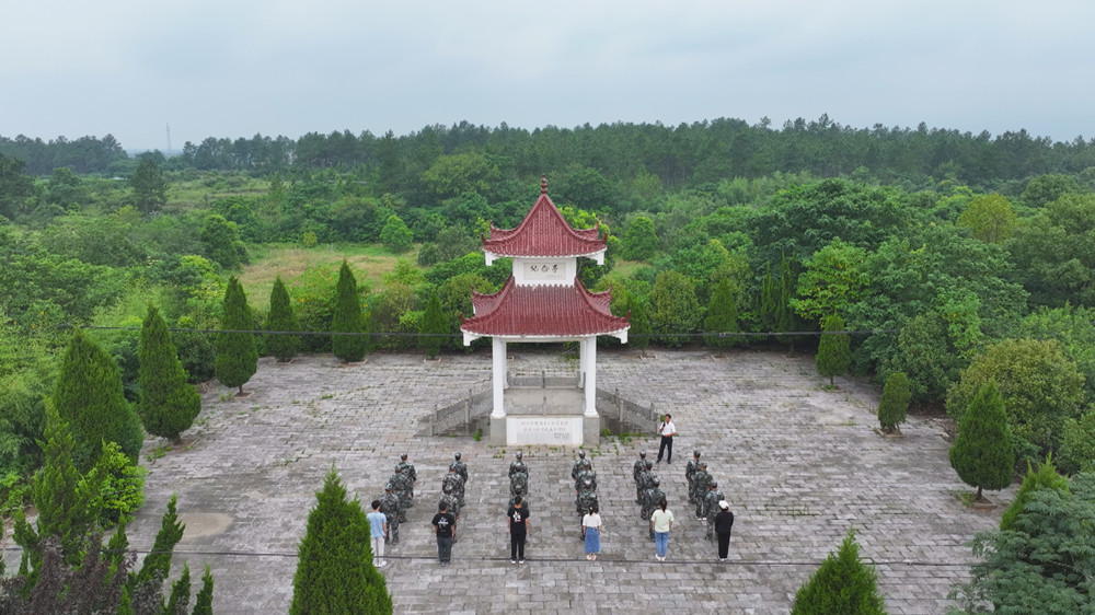 圖為緬懷活動現場.jpg