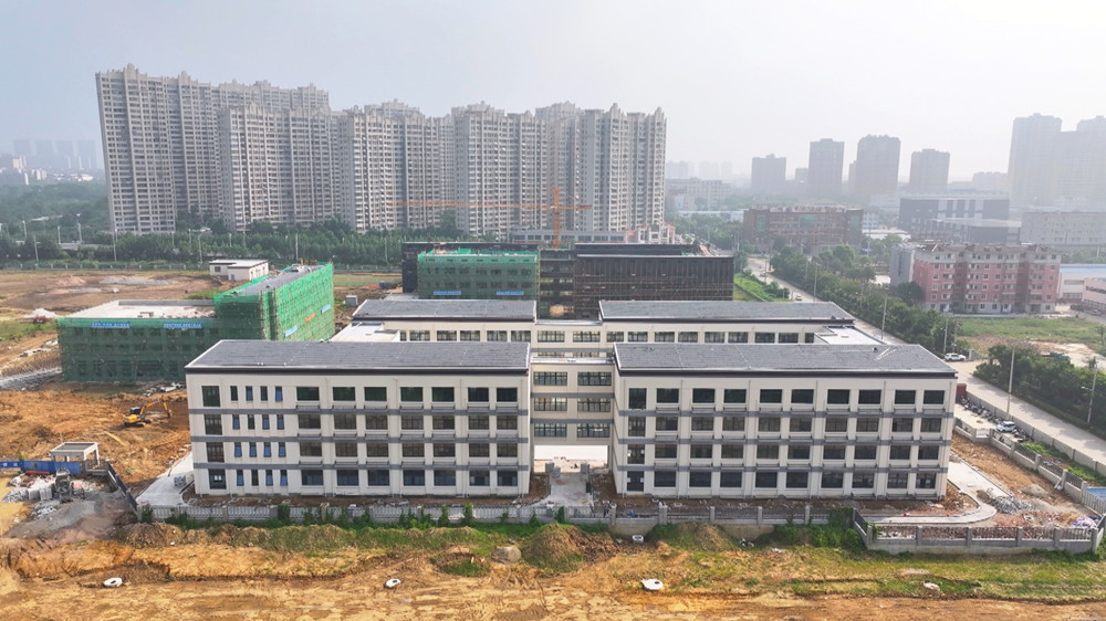 圖為桐城經開區實驗學校項目建設現場1.jpg